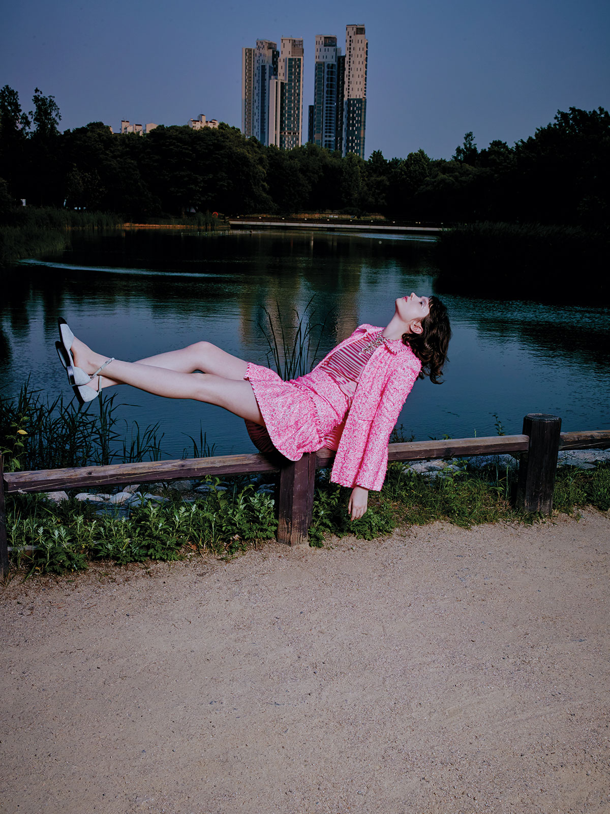 2007_f_night_01.jpg